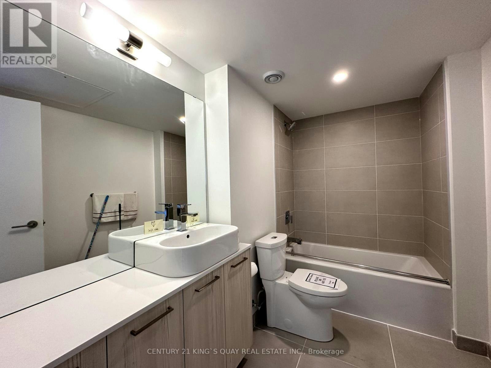 1009-65 Mutual Street, Toronto, ON, M5B 0E5 - 7