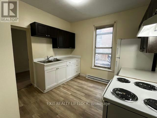 209 Stewart Street, Peterborough, ON, K9J 3M6 - 8