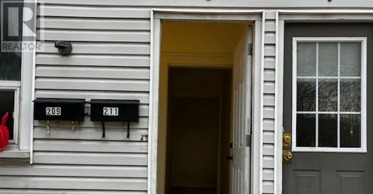 209 Stewart Street, Peterborough, ON, K9J 3M6 - 2
