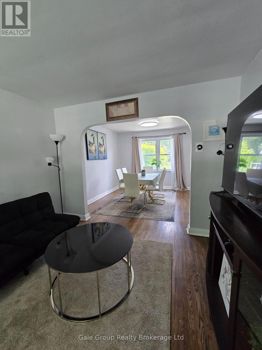 73 Bee Street, Woodstock, ON, N4S 3Z2 - 4