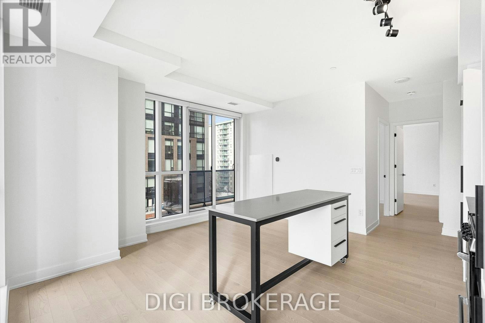 904-560 Rideau Street, Ottawa, ON, K1N 5Z8 - 9