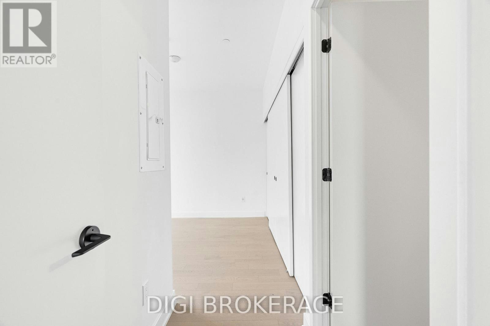 904-560 Rideau Street, Ottawa, ON, K1N 5Z8 - 12