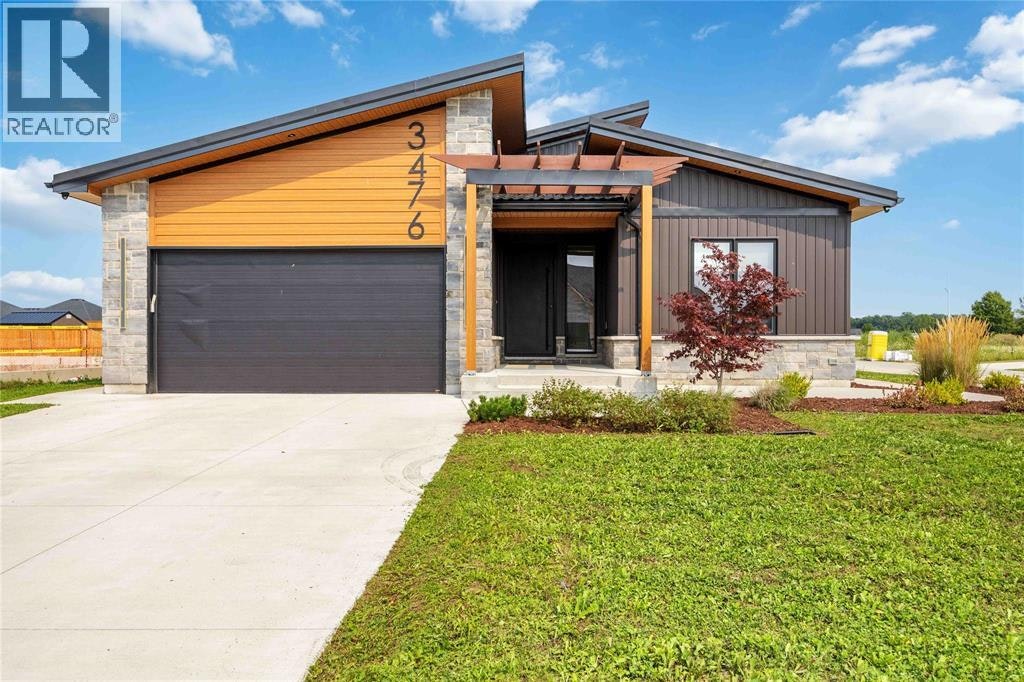 3476 Paul Crescent, Plympton-Wyoming, ON, N0N 1E0