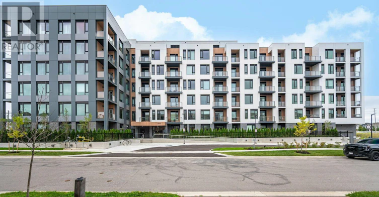213-1440 Clarriage Court, Milton, ON, L9T 2X5
