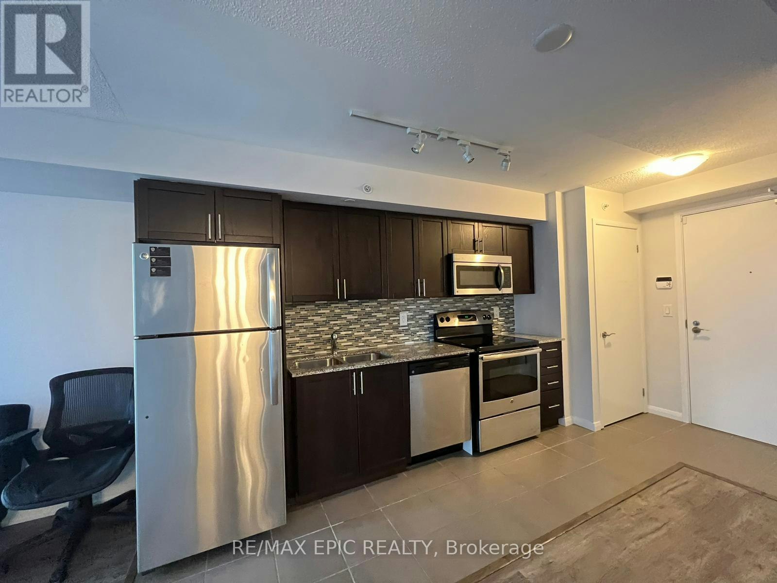 1203-830 Lawrence Avenue W, Toronto, ON, M6A 0B6 - 11