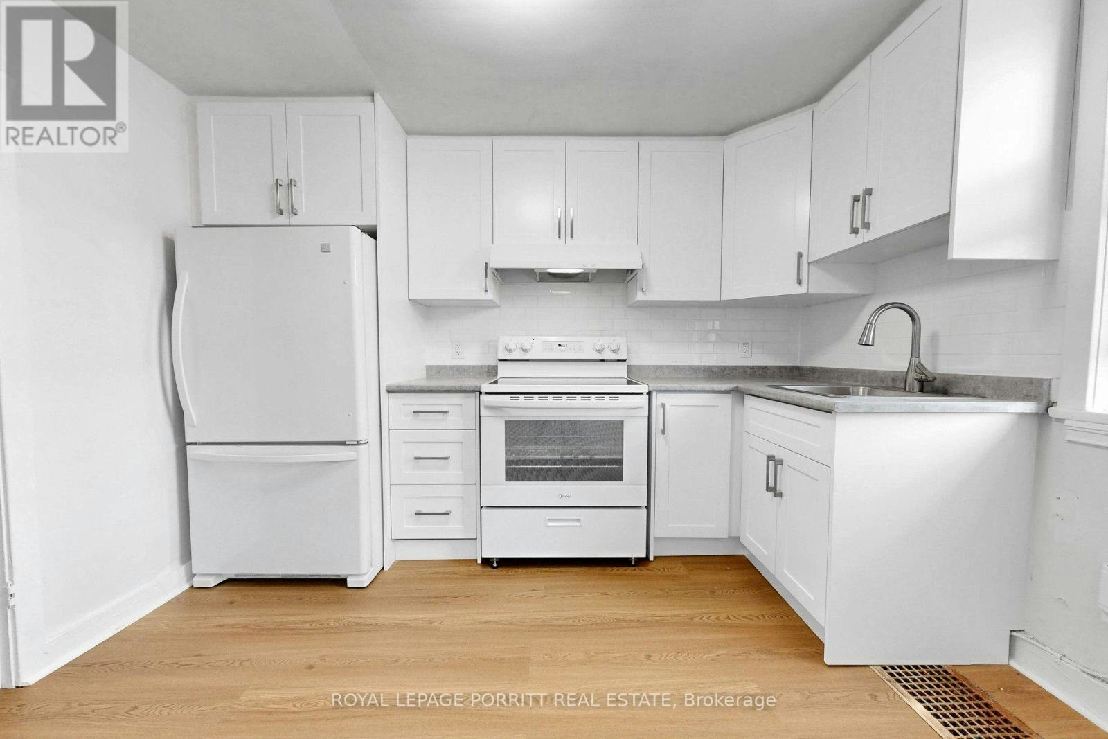 3399A Lake Shore Boulevard W, Toronto, ON, M8W 1N2 - 7