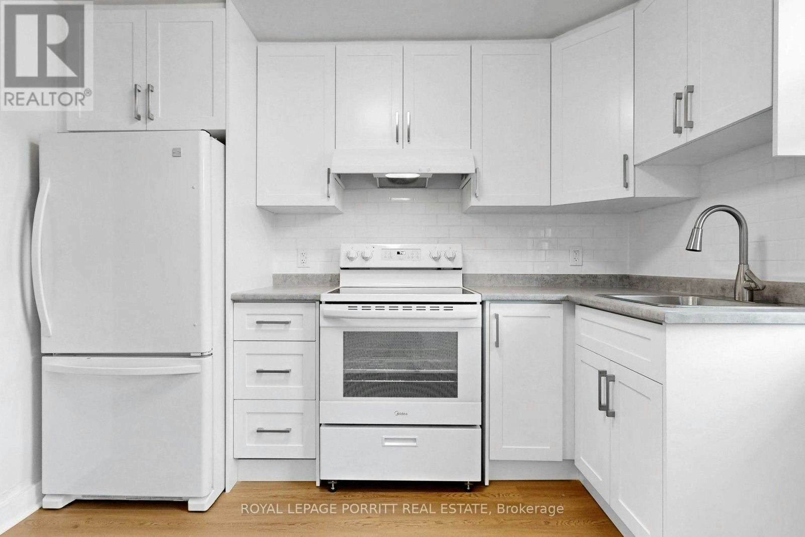 3399A Lake Shore Boulevard W, Toronto, ON, M8W 1N2 - 9