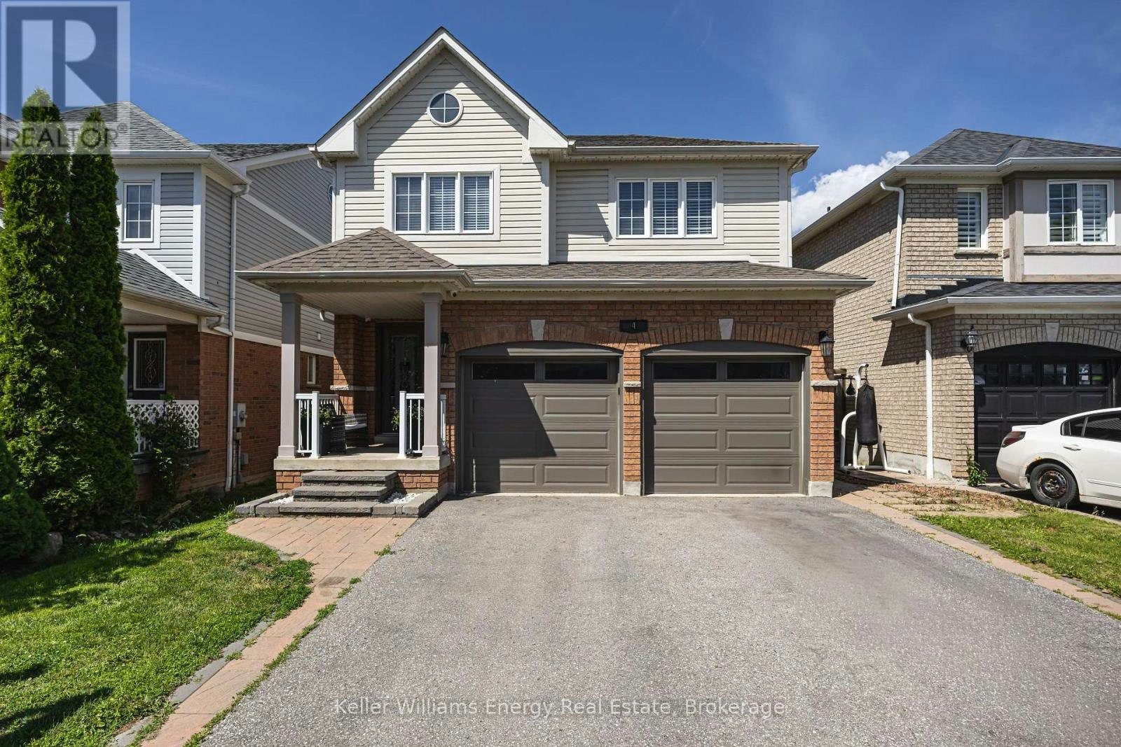 4 Holman Court, Whitby, ON, L1P 1W9