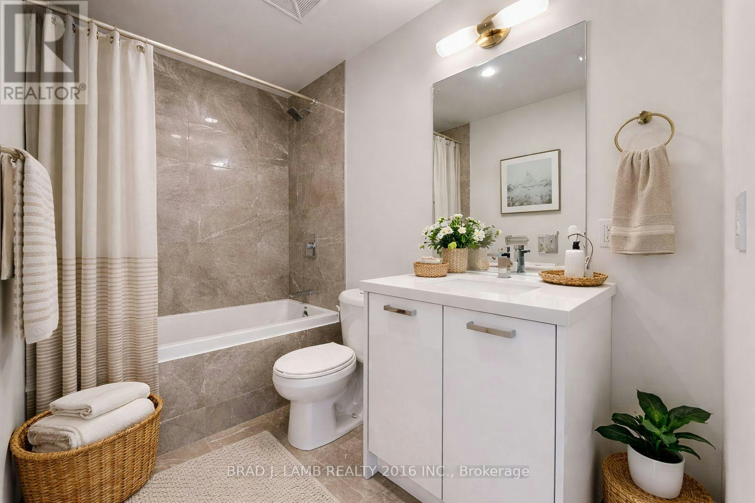 303-284 King Street E, Toronto, ON, M5A 1K4 - 4