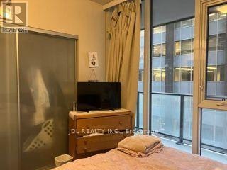 2703-426 University Avenue, Toronto, ON, M5G 1S9 - 11