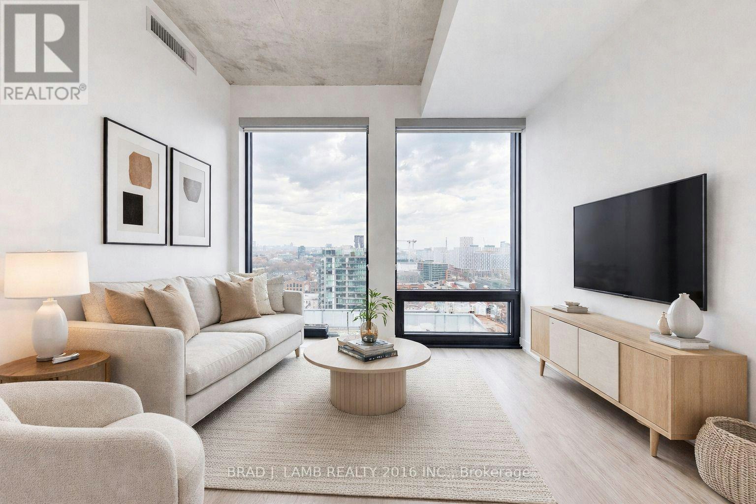 901-284 King Street E, Toronto, ON, M5A 1K4