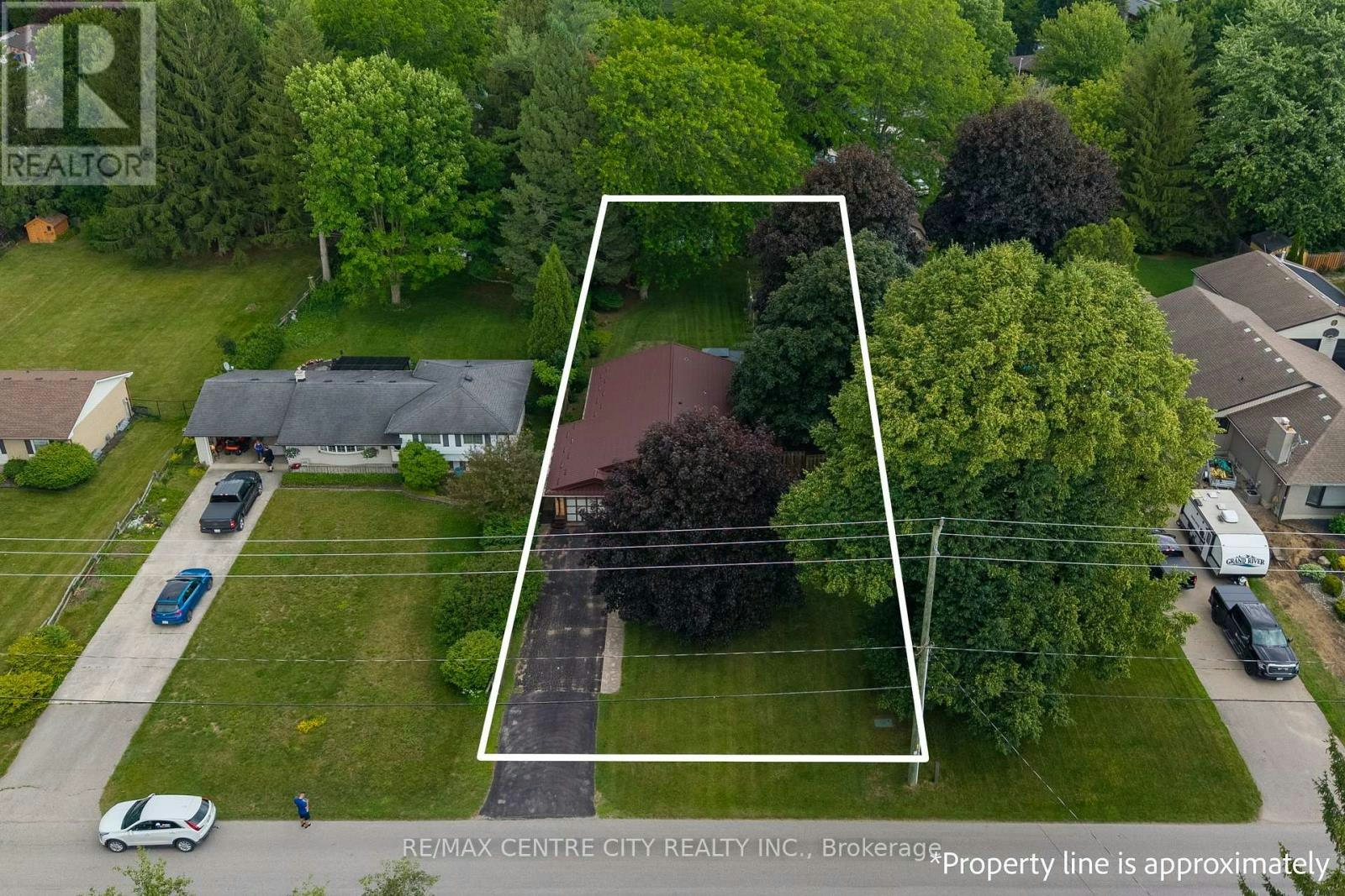 245 Dominion Street, Strathroy, ON, N7G 3G9