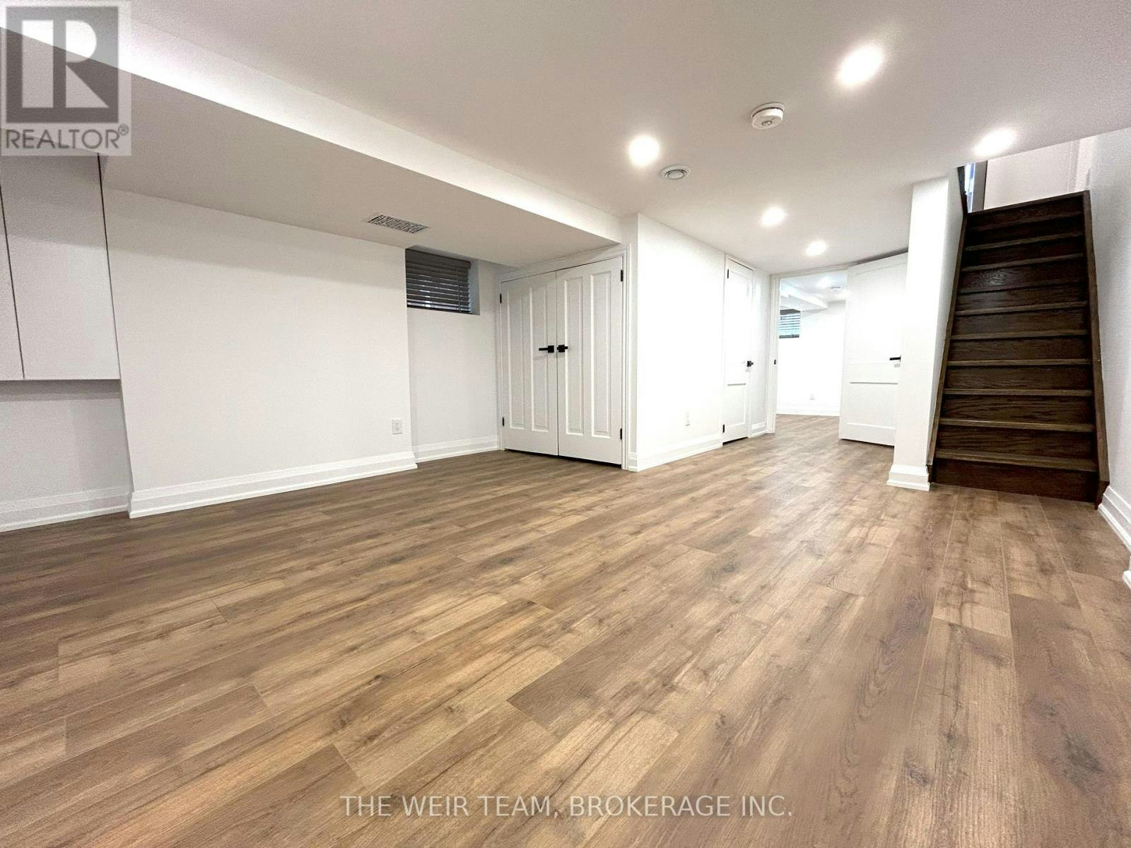 3 Costain Avenue, Toronto, ON, M4E 2G7 - 16