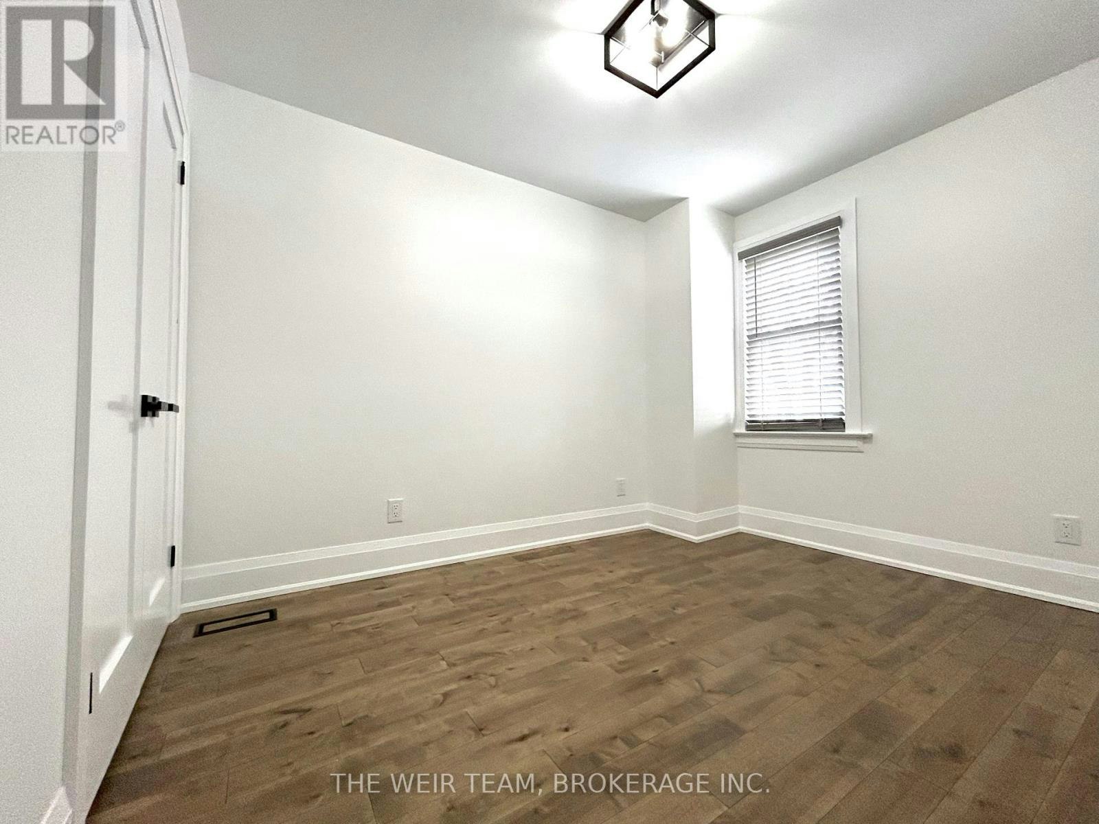 3 Costain Avenue, Toronto, ON, M4E 2G7 - 13