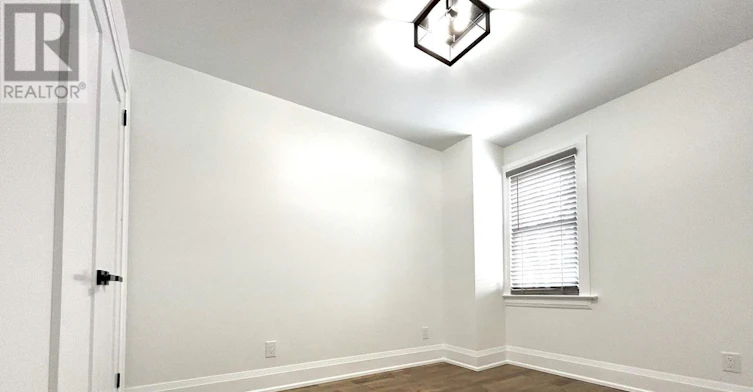 3 Costain Avenue, Toronto, ON, M4E 2G7 - 13