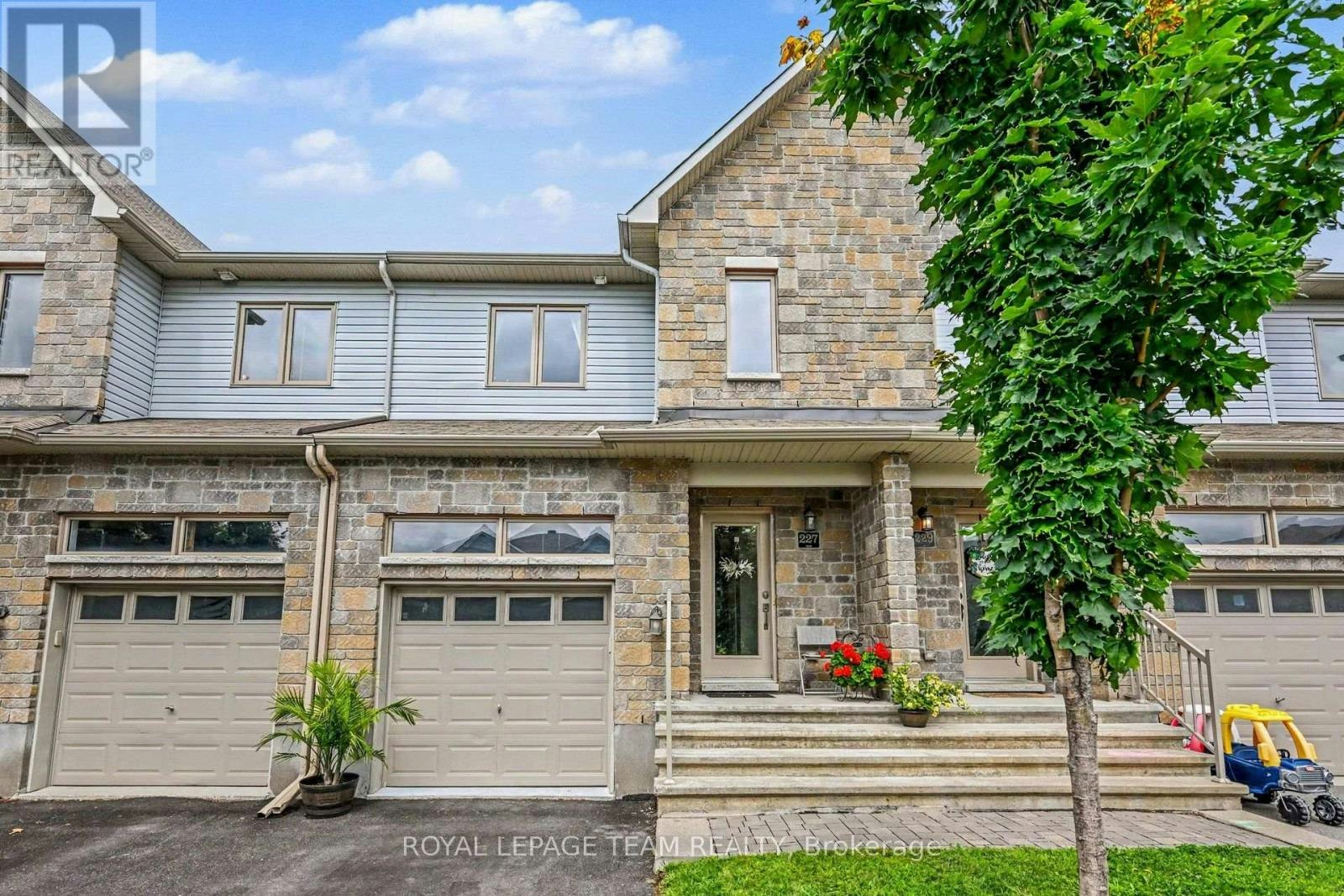 227 King Street, Carleton Place, ON, K7C 0G9