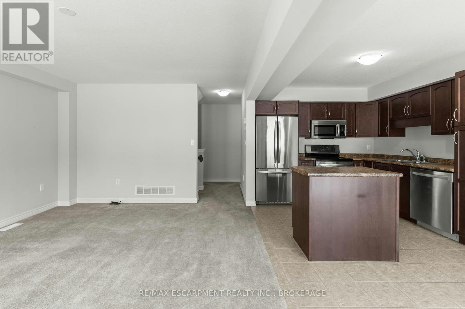 MAIN-141 Winterberry Boulevard, Thorold, ON, L2V 5G6 - 9