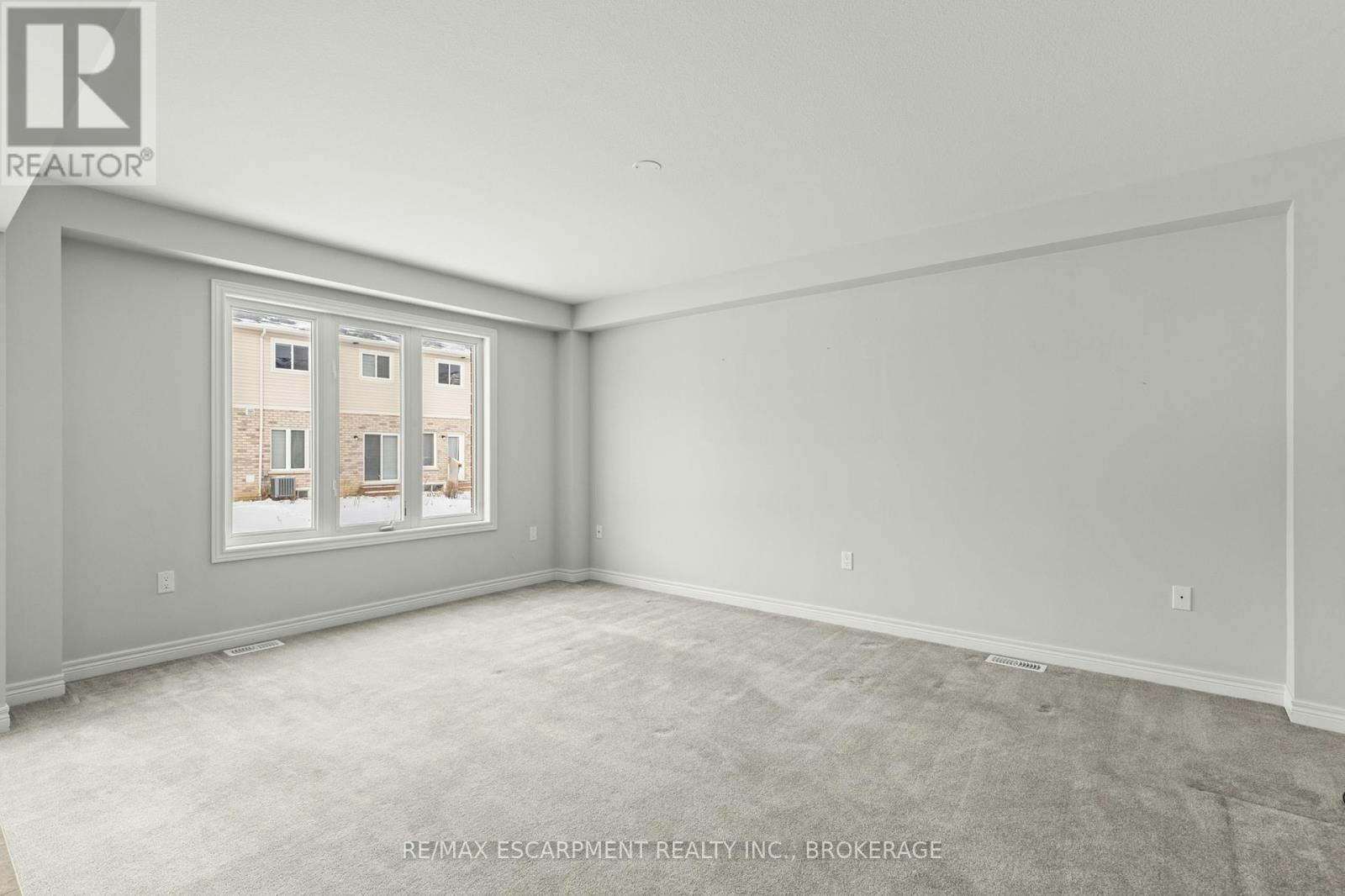 MAIN-141 Winterberry Boulevard, Thorold, ON, L2V 5G6 - 6
