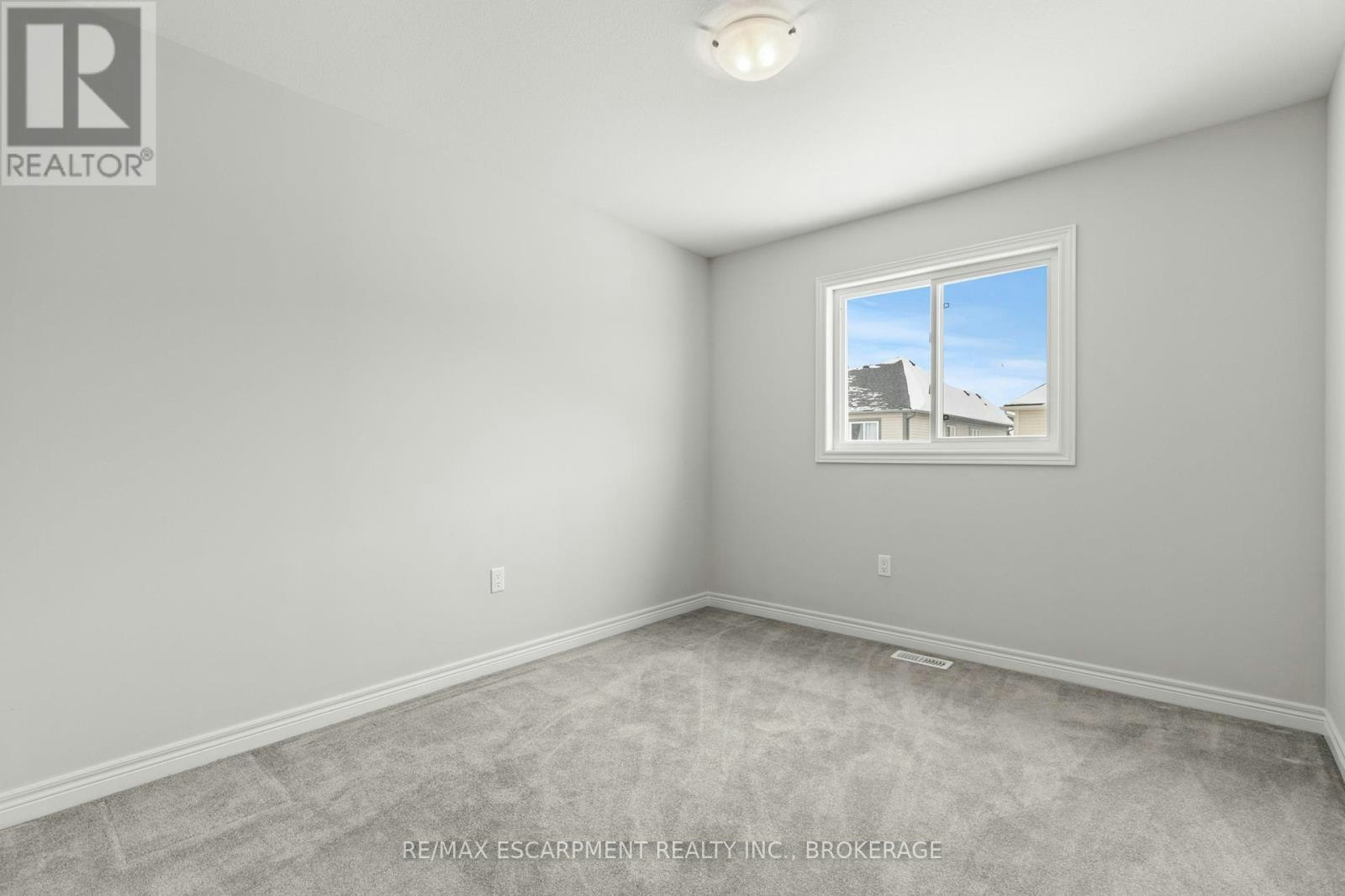 MAIN-141 Winterberry Boulevard, Thorold, ON, L2V 5G6 - 22