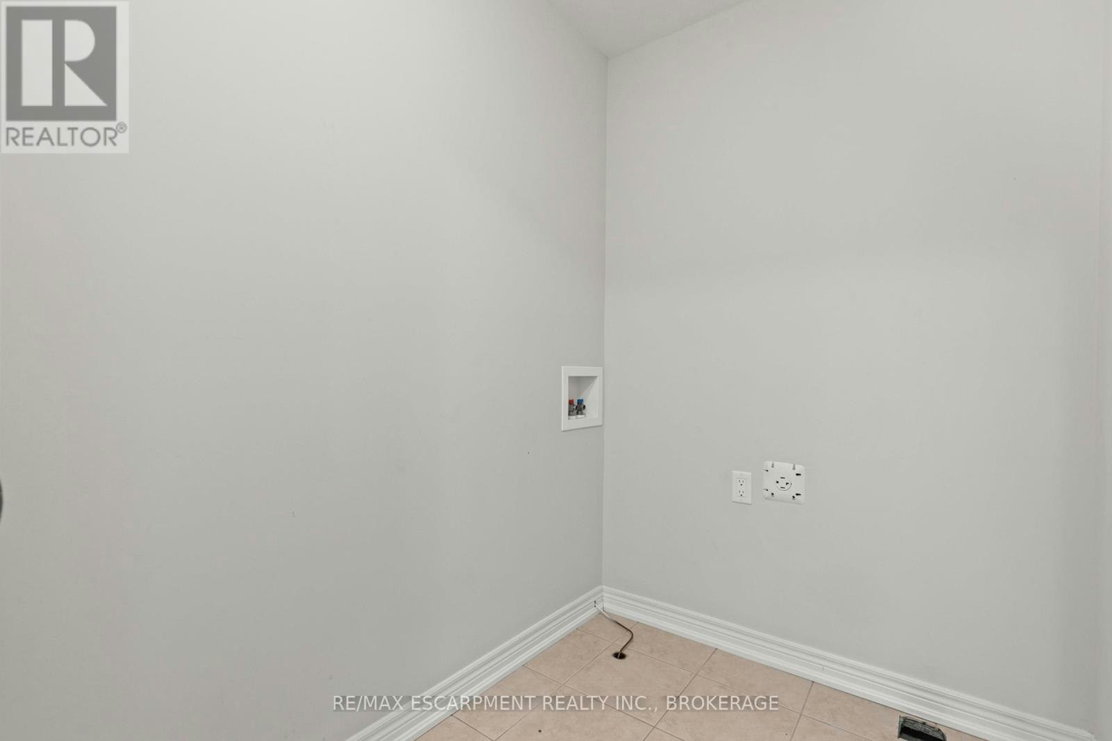 MAIN-141 Winterberry Boulevard, Thorold, ON, L2V 5G6 - 24