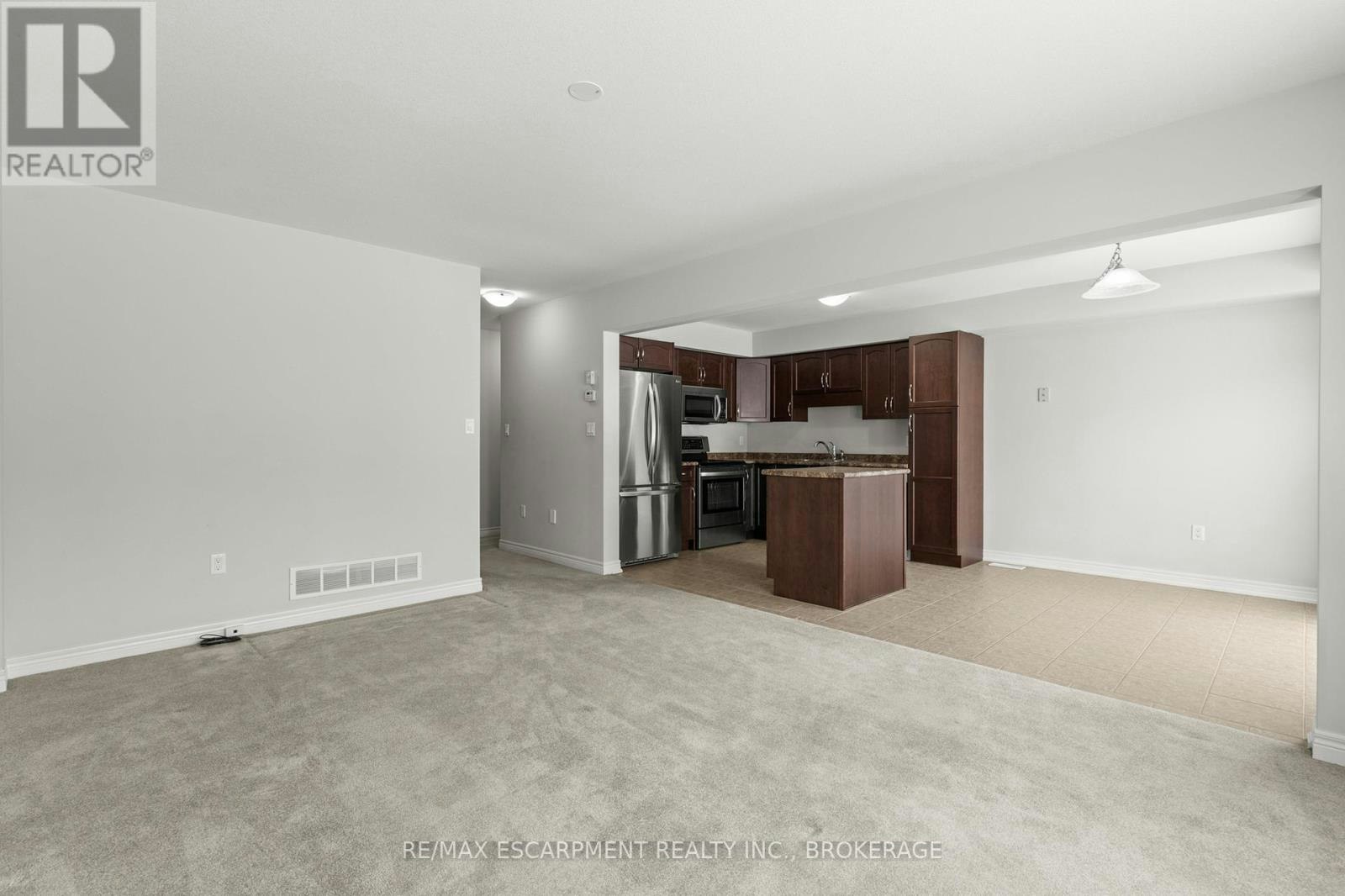 MAIN-141 Winterberry Boulevard, Thorold, ON, L2V 5G6 - 7