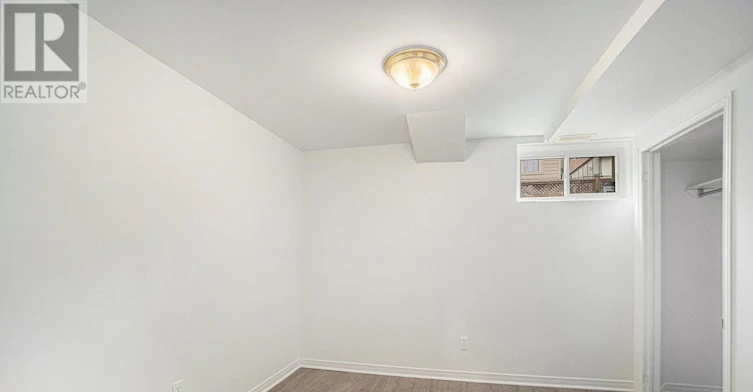101 Cameron Avenue, Ottawa, ON, K1S 0W8 - 14