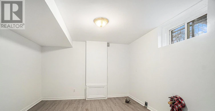 101 Cameron Avenue, Ottawa, ON, K1S 0W8 - 13