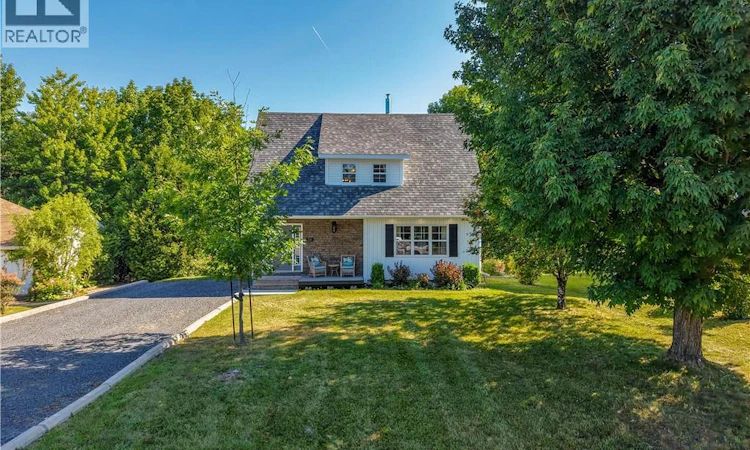 38 Pine Ridge Avenue