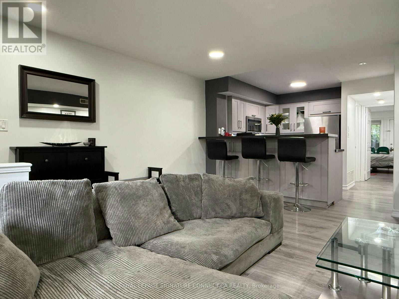 TH39-208 Niagara Street, Toronto, ON, M6J 3W5 - 3