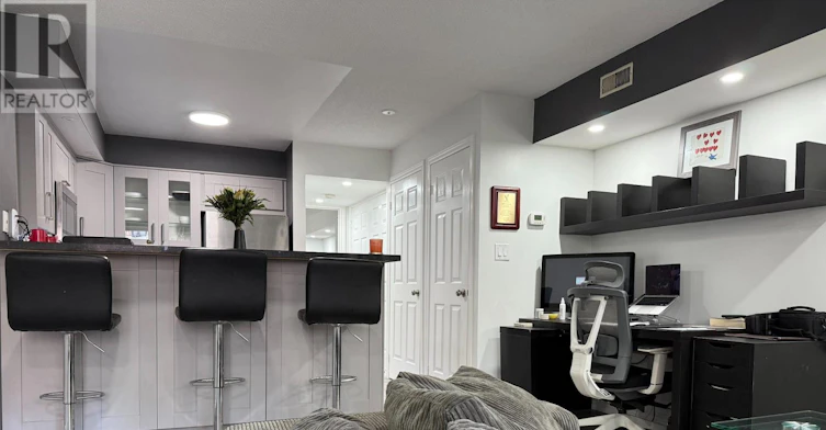 TH39-208 Niagara Street, Toronto, ON, M6J 3W5