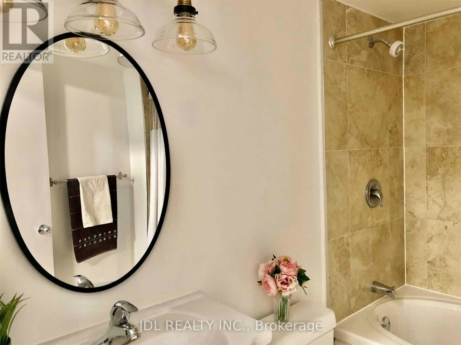 1409-1055 Bay Street, Toronto, ON, M5S 3A3 - 11