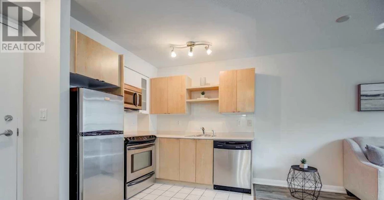 223-600 Fleet Street, Toronto, ON, M5V 1B7 - 7