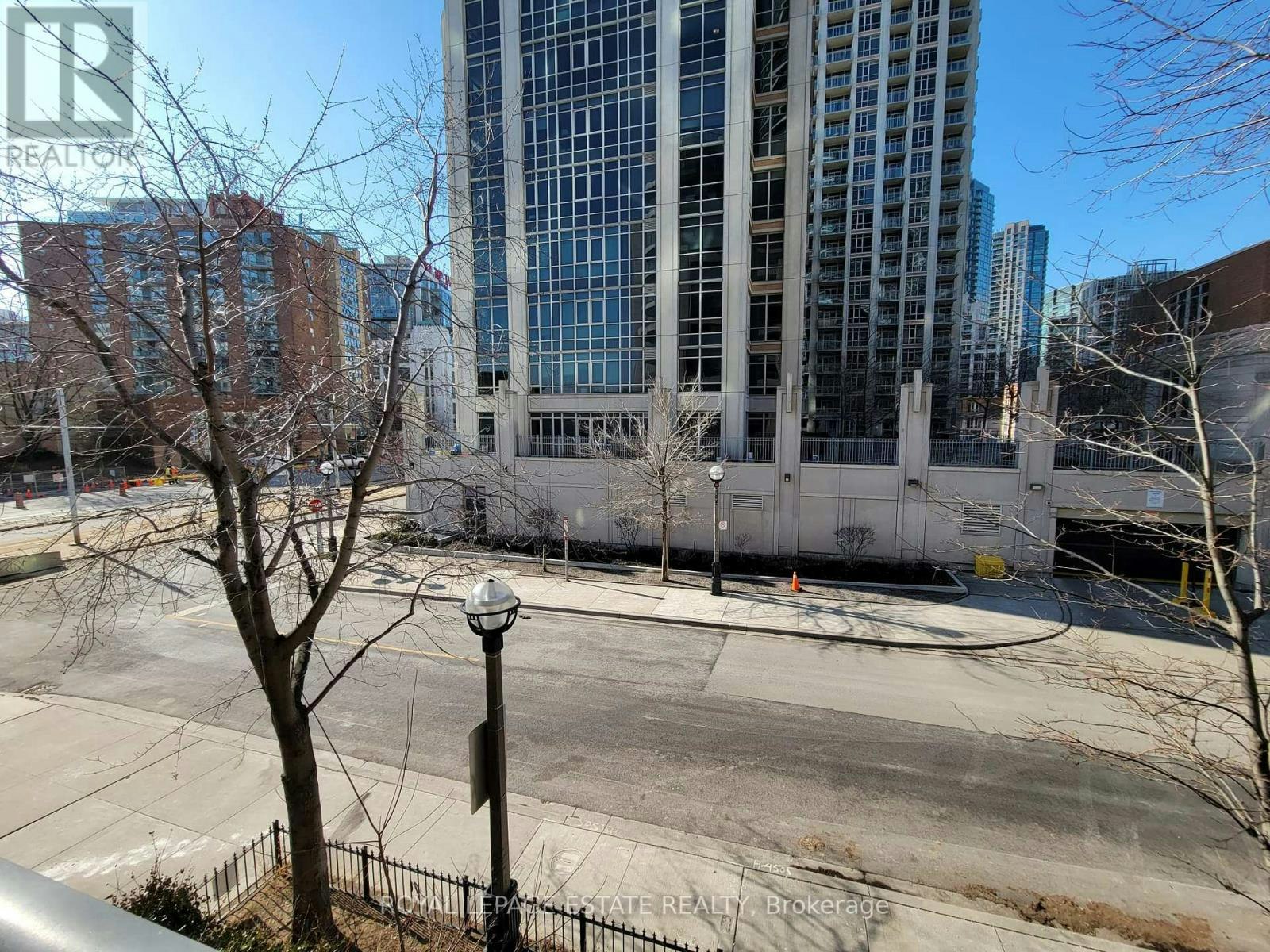 223-600 Fleet Street, Toronto, ON, M5V 1B7 - 5