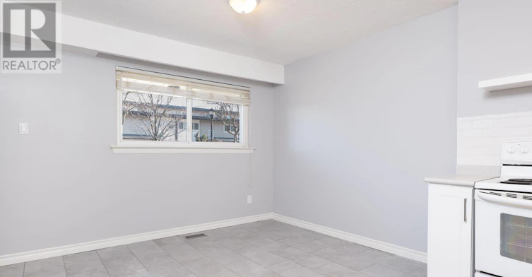27-925 Bayly Street, Pickering, ON, L1W 1L4 - 5
