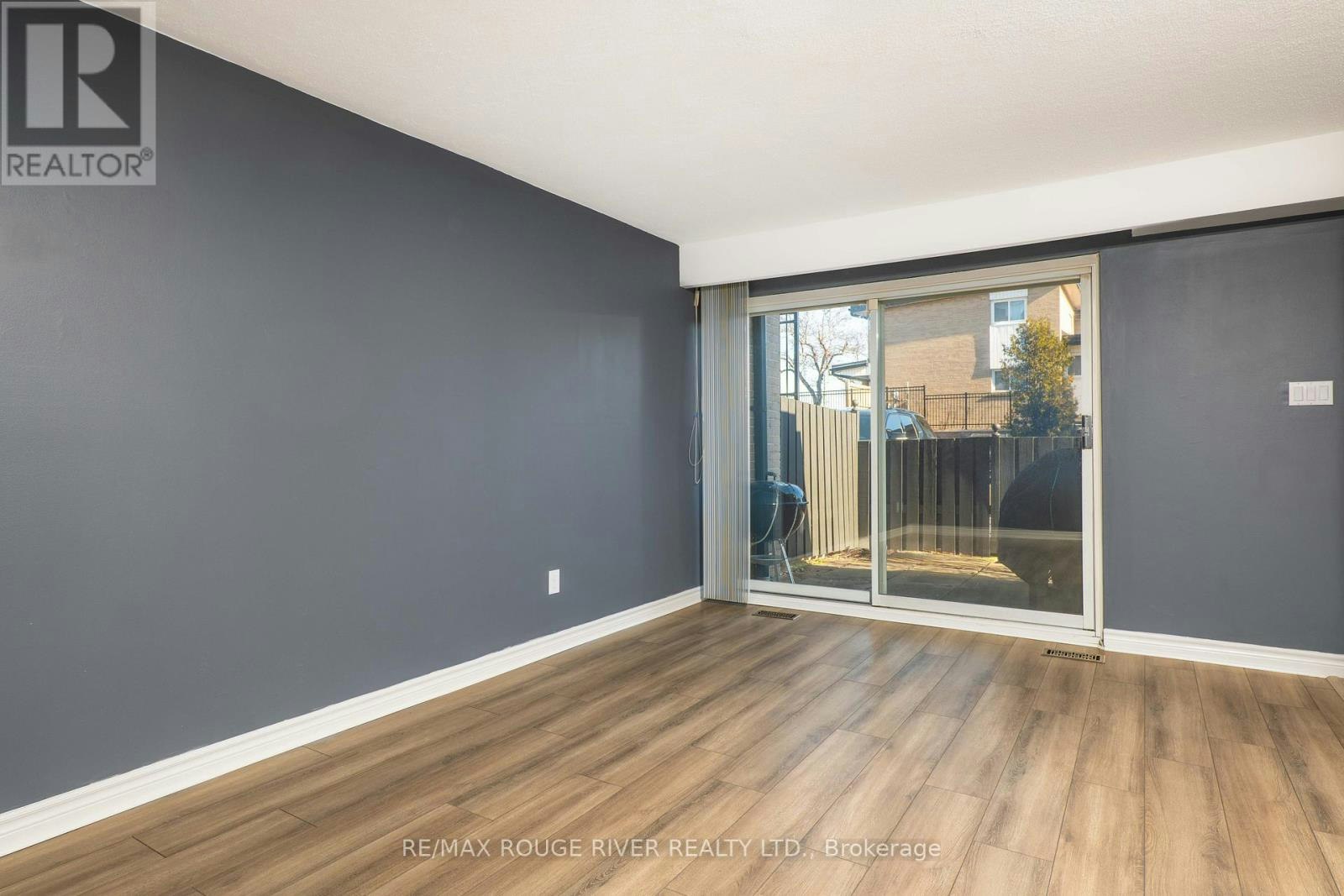 27-925 Bayly Street, Pickering, ON, L1W 1L4 - 8