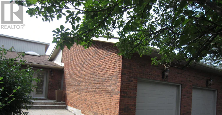 135 Hayhoe Avenue, Vaughan, ON, L4L 1S5 - 4