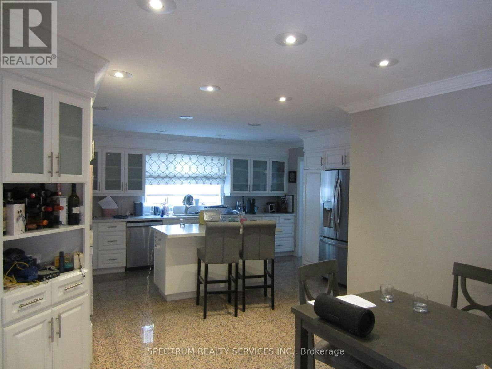 135 Hayhoe Avenue, Vaughan, ON, L4L 1S5 - 10