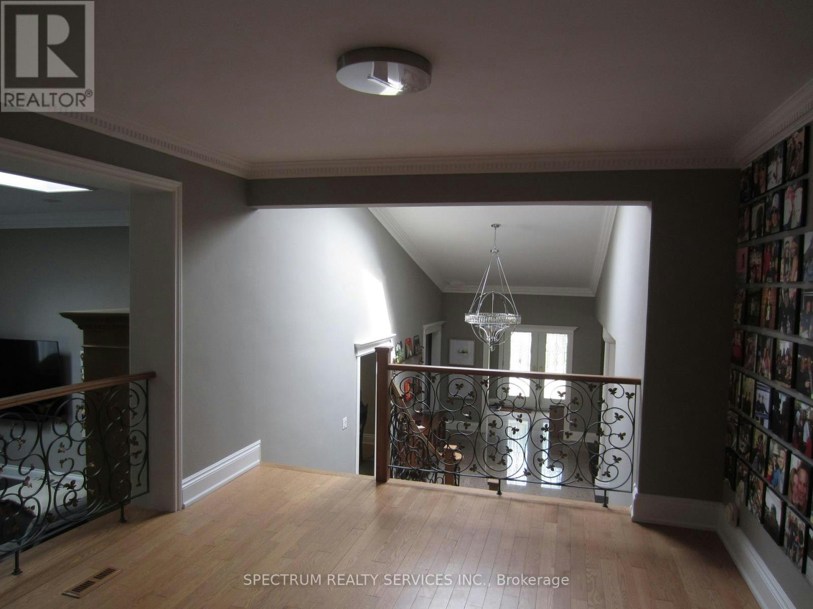135 Hayhoe Avenue, Vaughan, ON, L4L 1S5 - 16