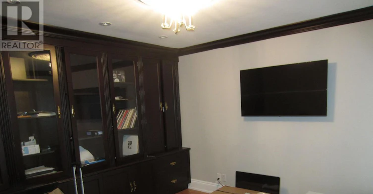 135 Hayhoe Avenue, Vaughan, ON, L4L 1S5 - 9