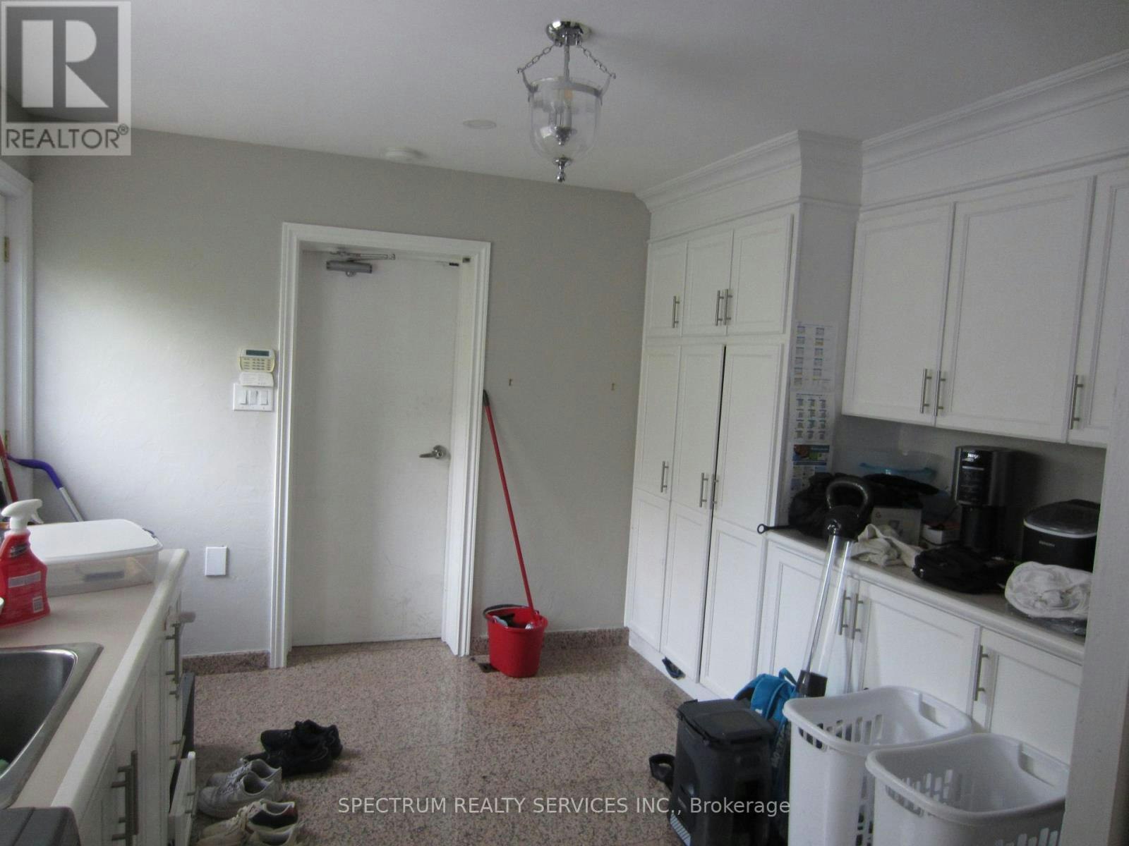 135 Hayhoe Avenue, Vaughan, ON, L4L 1S5 - 12