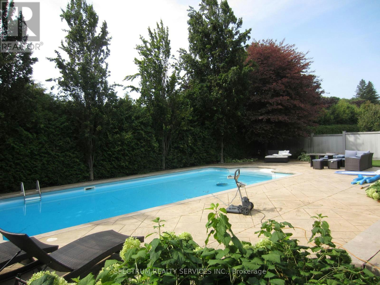 135 Hayhoe Avenue, Vaughan, ON, L4L 1S5 - 26