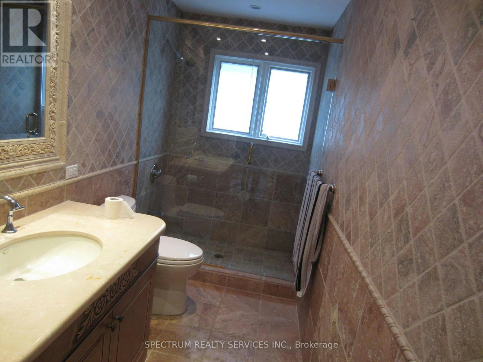 135 Hayhoe Avenue, Vaughan, ON, L4L 1S5 - 20