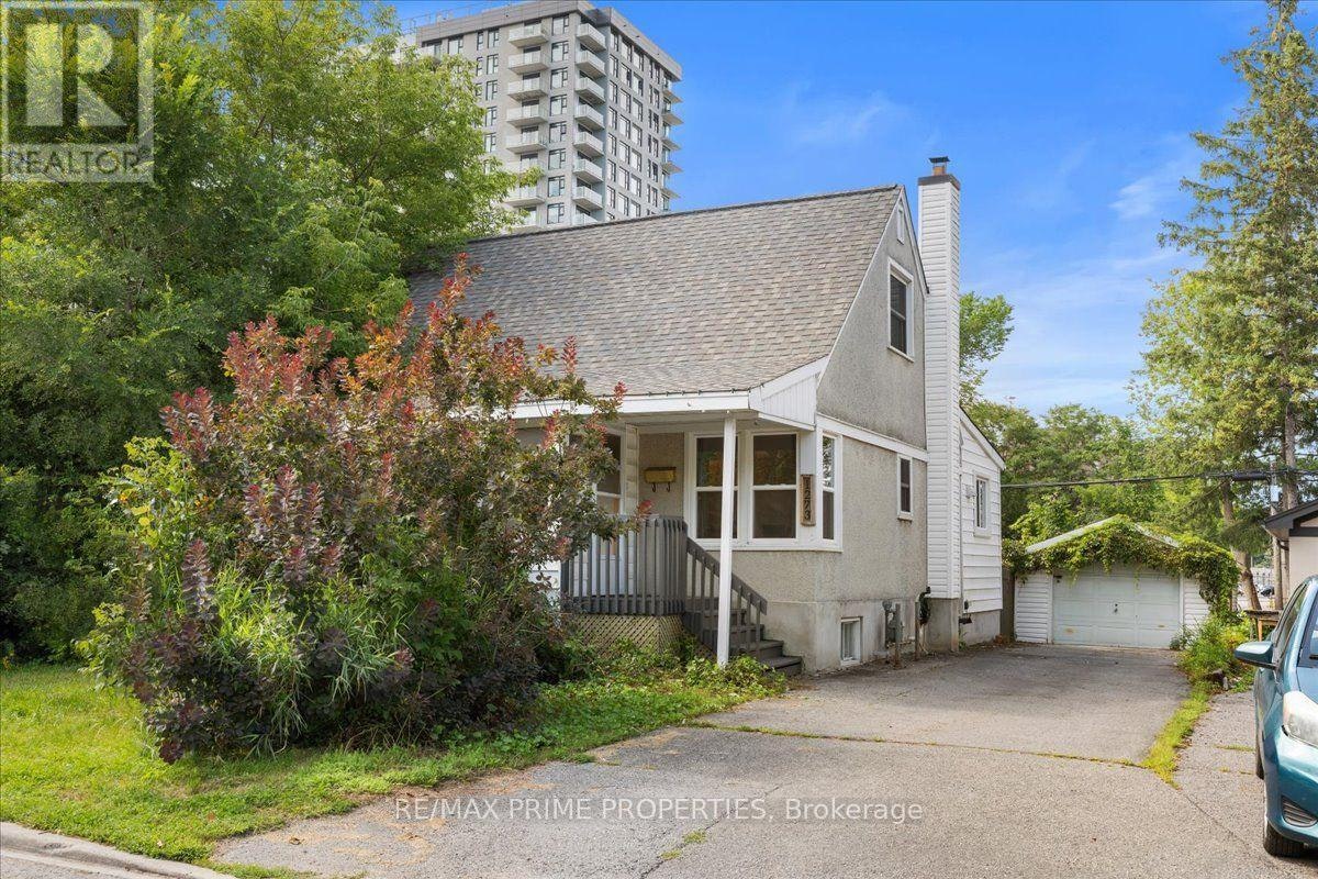 1273 Thames Street, Ottawa, ON, K1Z 7N1