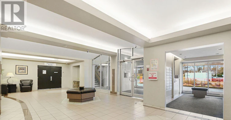 210-900 Dynes Road, Ottawa, ON, K2C 3L6 - 2