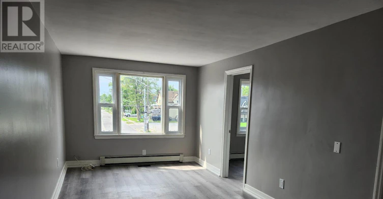 1-476 Main Street EAST, Welland, ON, L3B 3X6 - 3