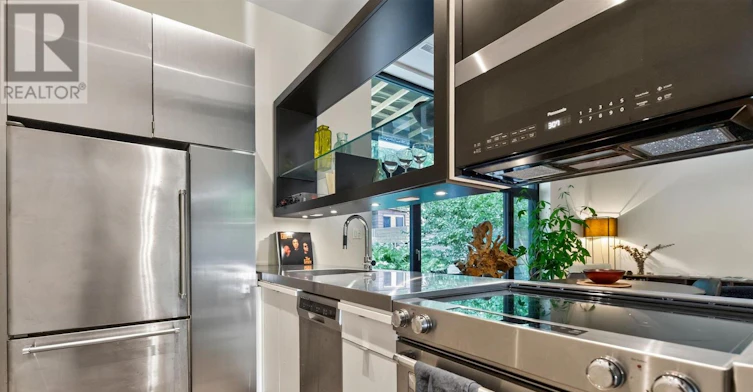 90A Kingsway Way SOUTH, Toronto, ON, M6S 3T3 - 5