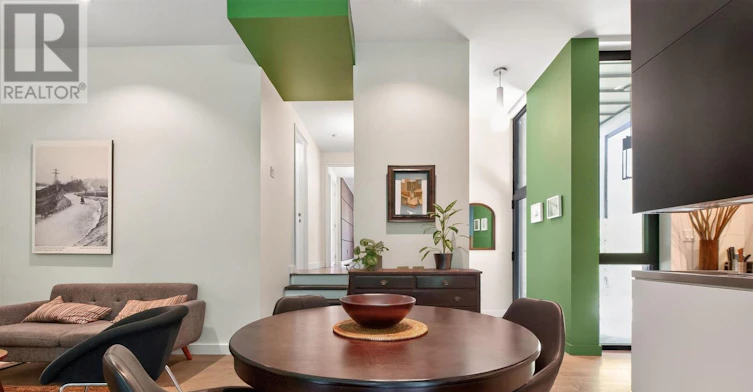 90A Kingsway Way SOUTH, Toronto, ON, M6S 3T3 - 9