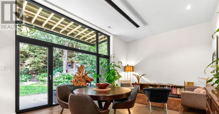 90A Kingsway Way SOUTH, Toronto, ON, M6S 3T3 - 7