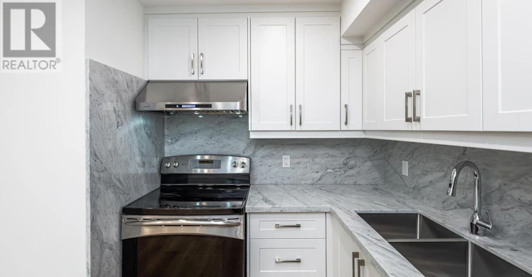 3-45 Astoria Avenue, Toronto, ON, M6N 2V6 - 7