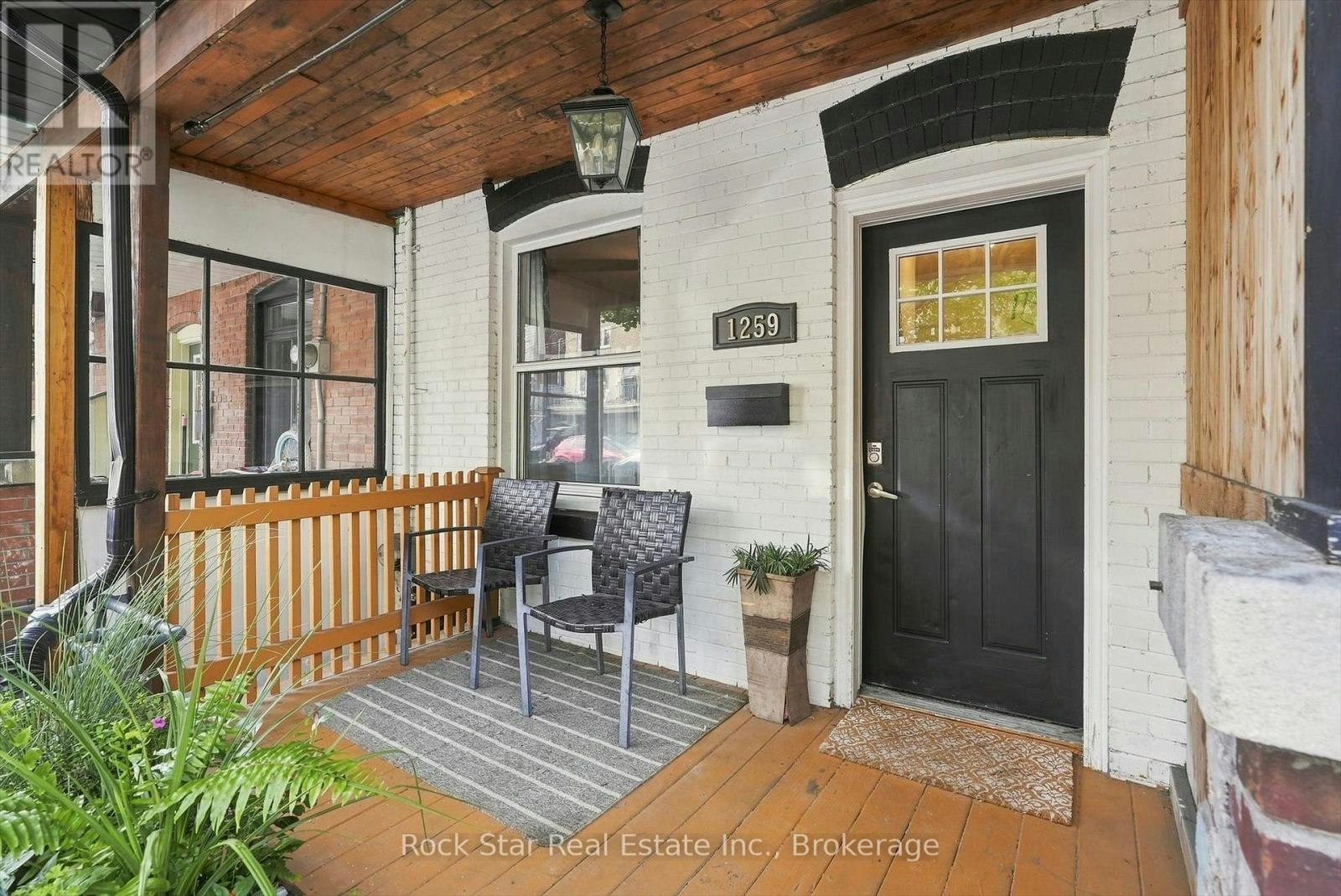 1259 Davenport Road, Toronto, ON, M6H 2H2